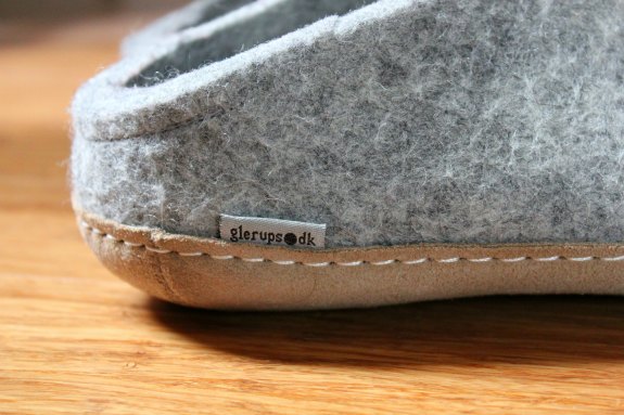Maladroit Ikke moderigtigt etikette Glerups Shoes ~ My New Favorite Slippers! - A Nation of Moms