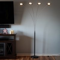 Brightech Lamp