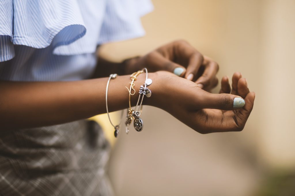 Turn on Your Style: A Woman&#39;s Guide on How to Wear Bracelets - A Nation of Moms